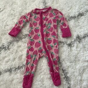 Little sleepies newborn pajamas